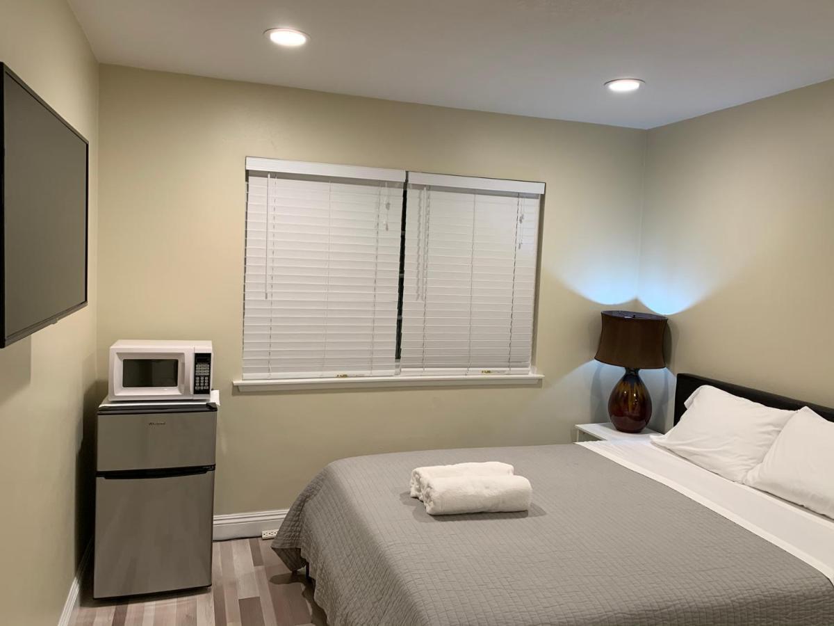 Lovely Room In Private House Near Disneyland Anaheim Eksteriør bilde