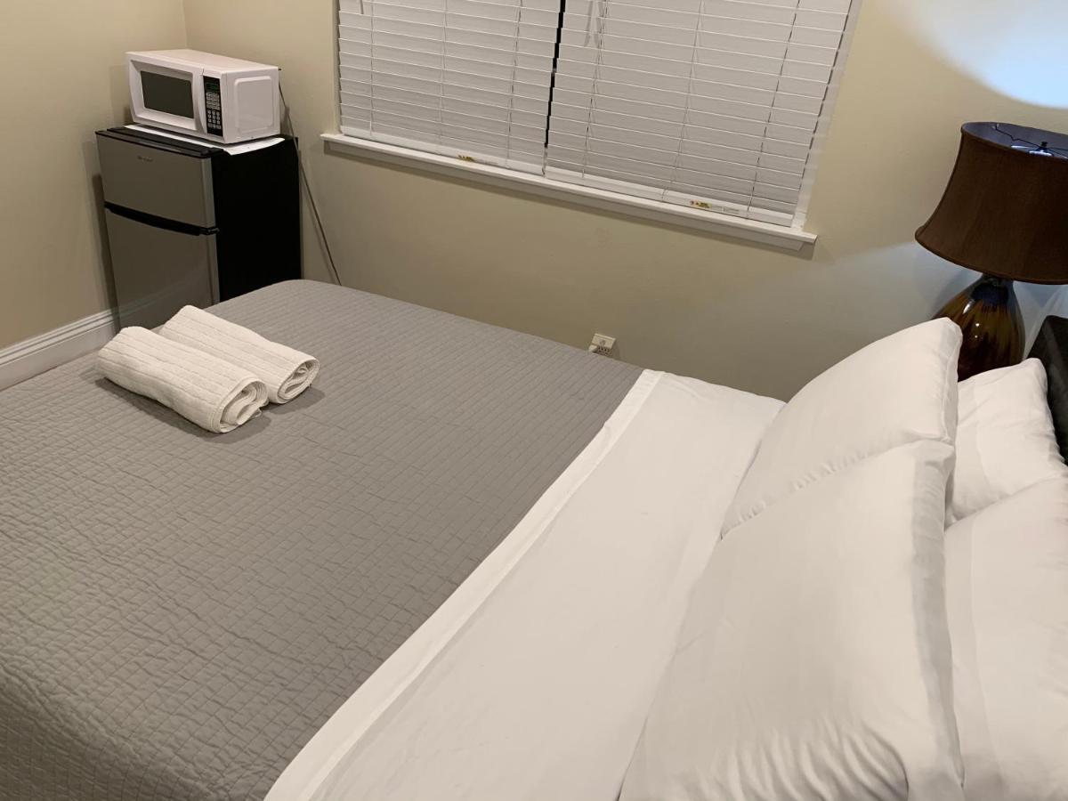Lovely Room In Private House Near Disneyland Anaheim Eksteriør bilde